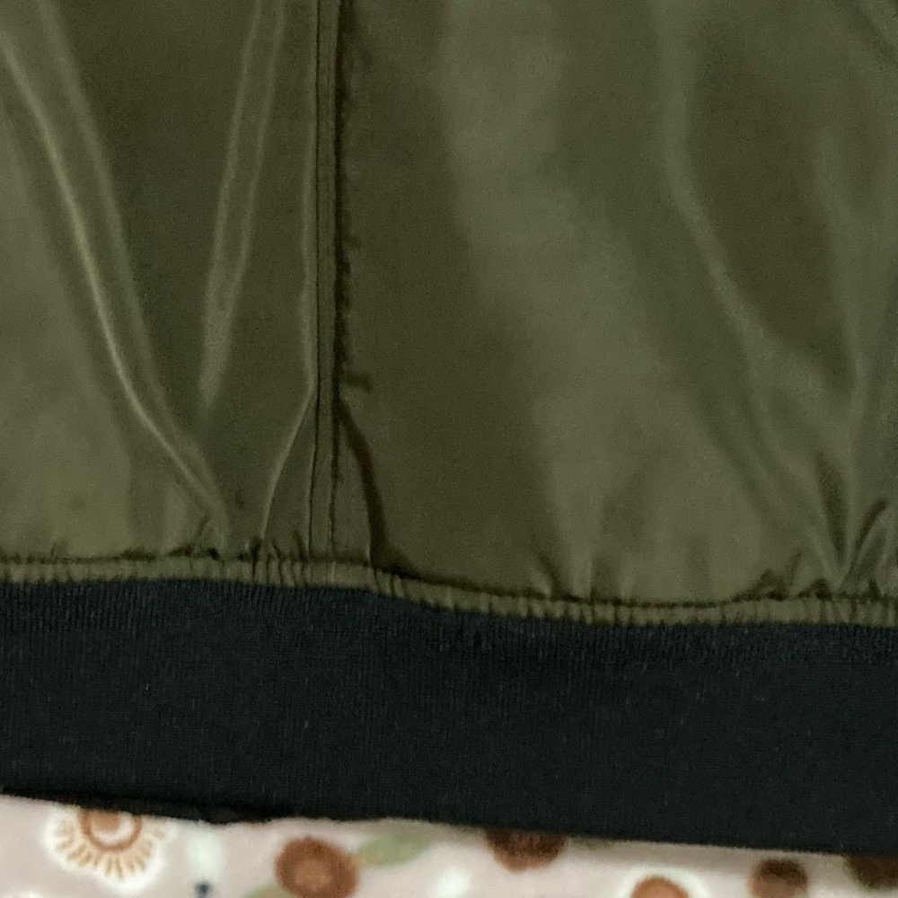 Zara Woman Olive Green Bomber Jackek
Size: M - Picture 5 of 14